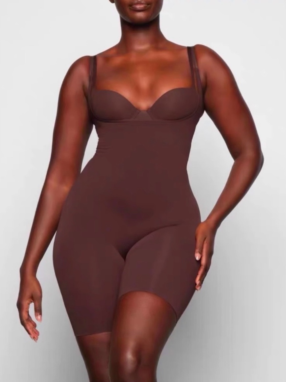 SKIMS Butt Enhancing Open Bust Bodysuit - Cocoa
